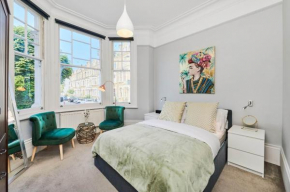 Stylish Garden Flat in Kensington Olympia